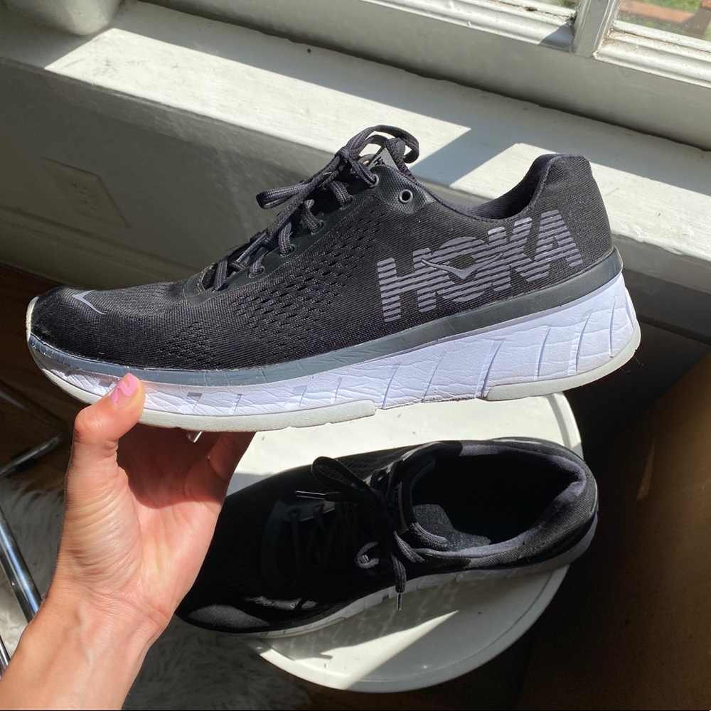 Hoka One One Cavu men’s sneaker